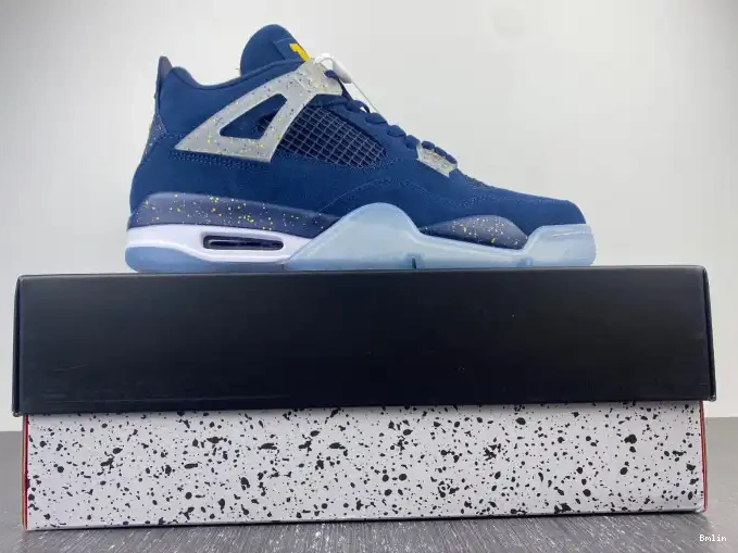 Bmlin AJ4-1036660 Air Retro Michigan Jordan 4 (PE) 0603